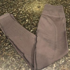 Lululemon Women's  Leggings Black Med